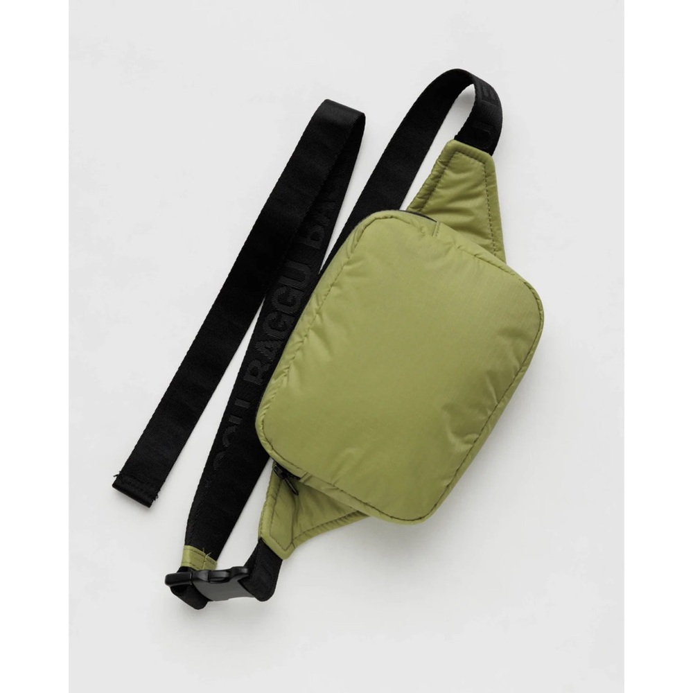 New BAGGU Puffy Unisex Fanny Pack in Pistachio